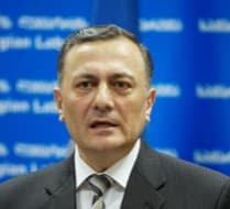 “რაც მეტს დაგვიჭერენ, უფრო მალე დაინახავს მსოფლიო, ვისთან აქვს საქმე და ვის უჭერს მხარს ზოგიერთი სამარცხვინო ელჩი”