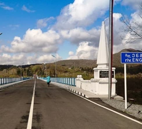 Frontnews image description