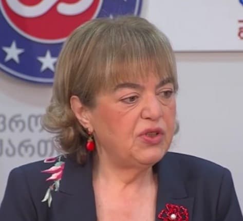 “ჩემი ინფორმაციით, არავინ არსად წასვლას არ აპირებს”