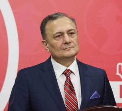 “თბილისიდან ჩადის ხალხი გახელაძის გათავისუფლების მოთხოვნებით და სუს-ისგან გადაბირებული ოჯახი აცხადებს, რომ ემიჯნებიან ამ აქციას”