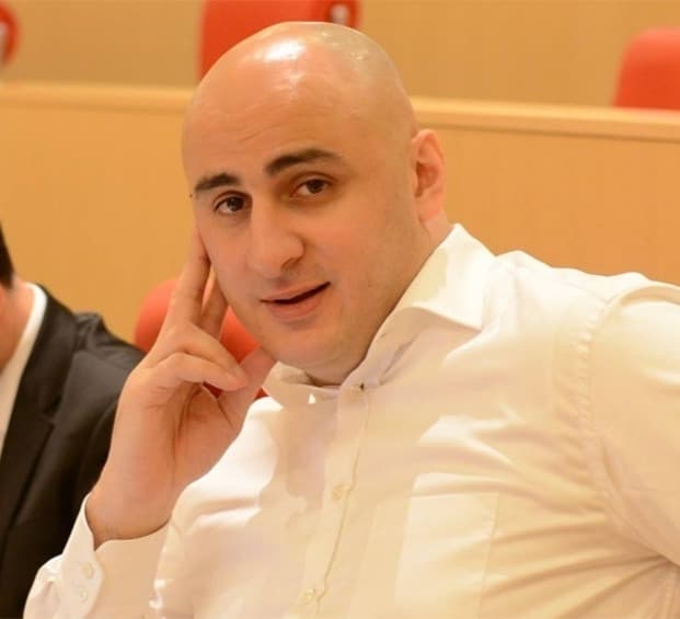 “ყველაზე დიდი ოპოზიციური პარტიის ლიდერის მიმართ შერჩევითი დევნა დესტაბილიზაციის რეალურ რისკს აჩენს”