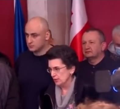 “არ გაბედოს ხელისუფლებამ ძალისმიერი მეთოდების გამოყენება, მსოფლიოს ისტორიაში შევა, როგორც ბარბაროსი ხელისუფლება”