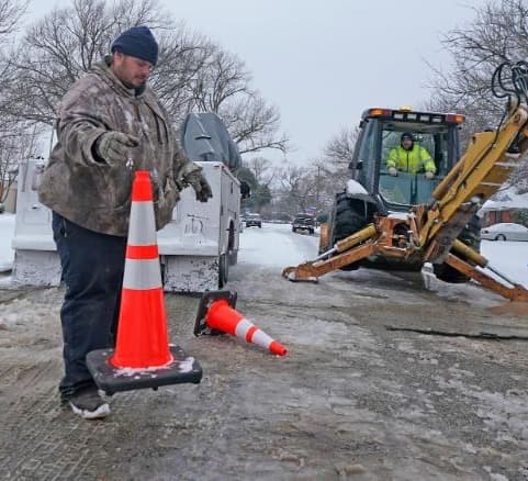 Frontnews image description