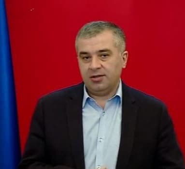 “ქალბატონი ზურაბიშვილი გამოდის და აქეზებს “ოცნების” რადიკალებს იმისკენ, რომ ძალადობის გზით გადაწყდეს ვითარება”