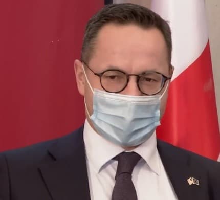 Frontnews image description