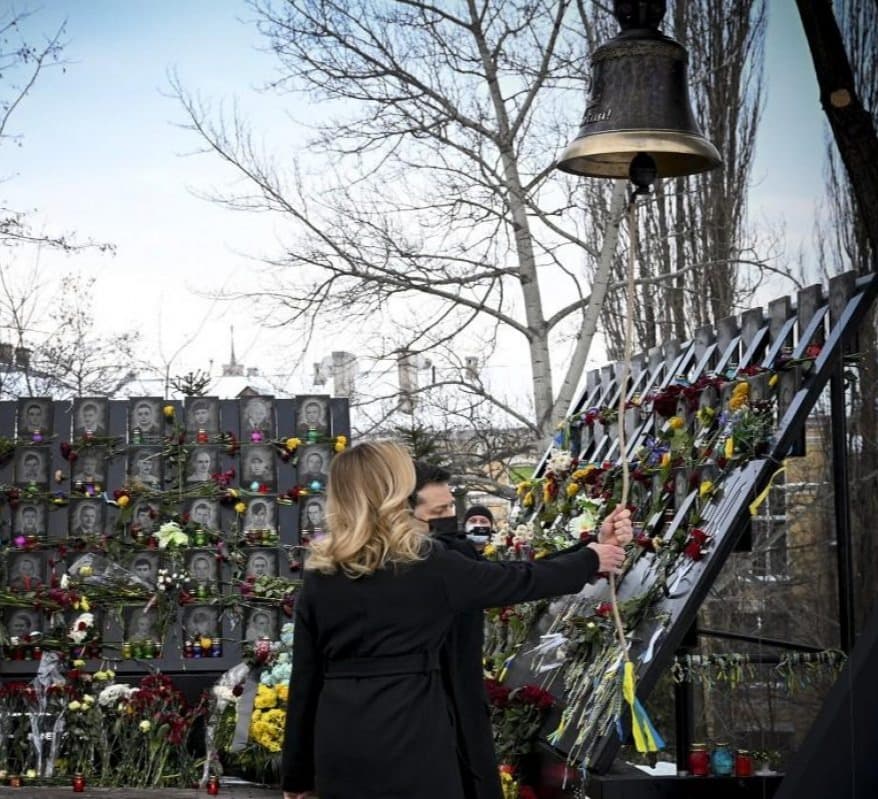 Zelensky, First Lady honor memory of Heavenly Hundred Heroes