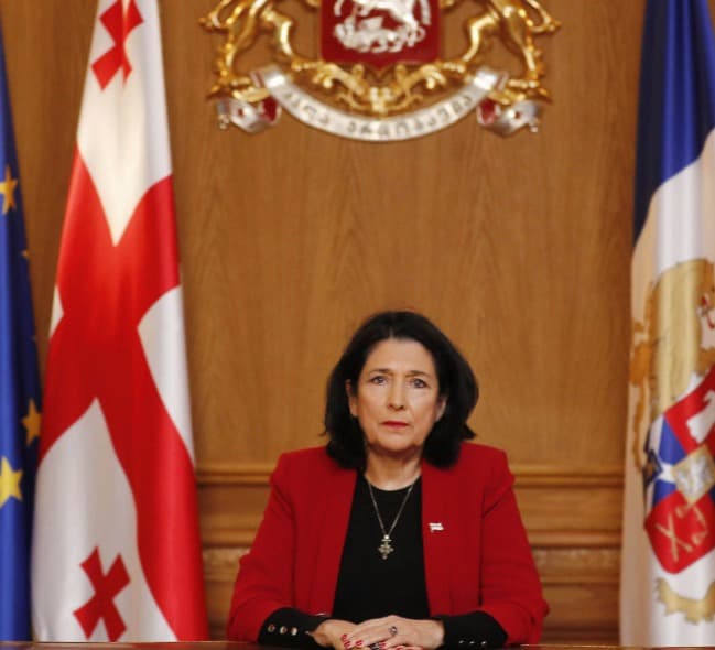 Frontnews image description