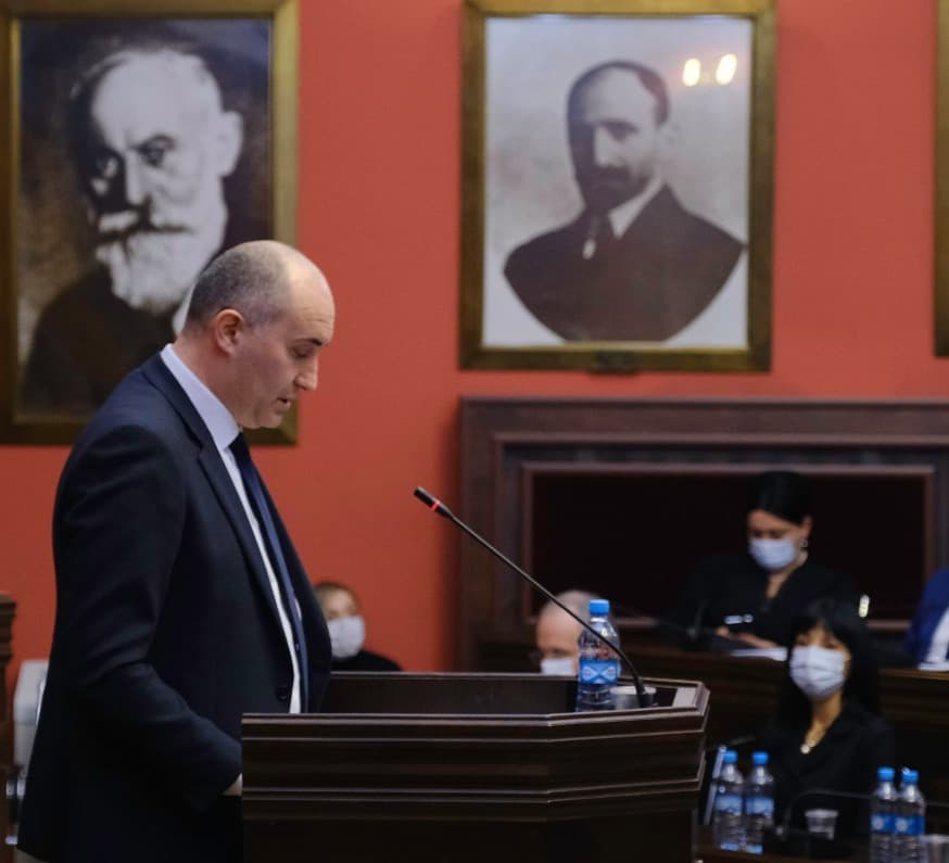 “თავდაცვის პოლიტიკის ძირითად ამოცანებად დასახული გვაქვს ალიანსში საბოლოო გაწევრიანების მიზნით ნატოსთან თავსებადობის გაზრდა”