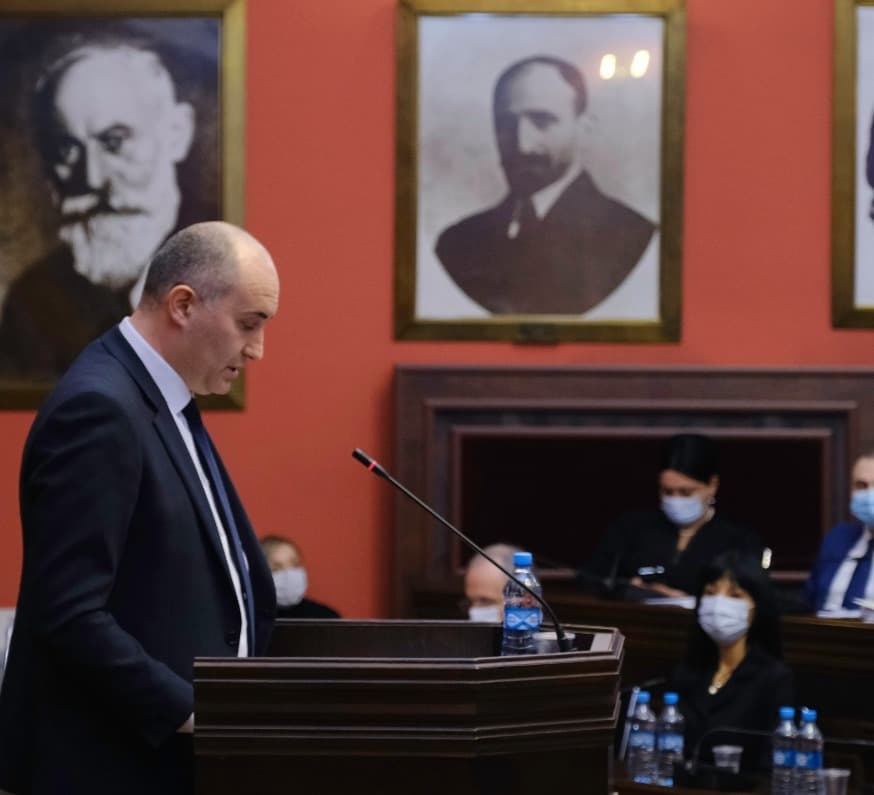 Frontnews image description