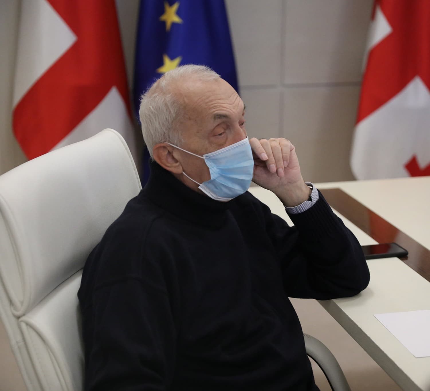 Frontnews image description