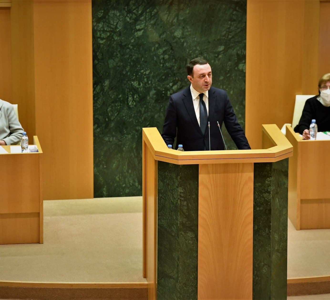 Frontnews image description