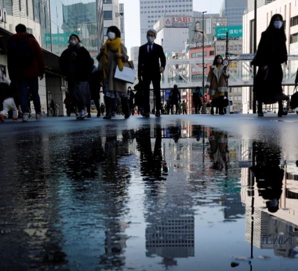 Japan regions push to end state of emergency as COVID-19 cases fall