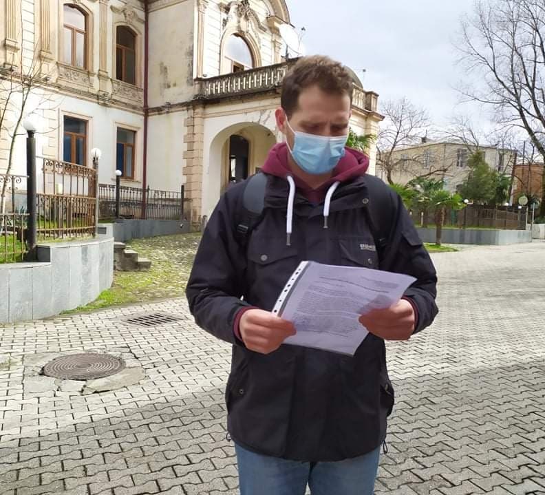 ქუთაისში ვასილ კიკვიძის ძეგლის დემონტაჟთან დაკავშირებით სამართლებრივი ბრძოლა დაიწყეს