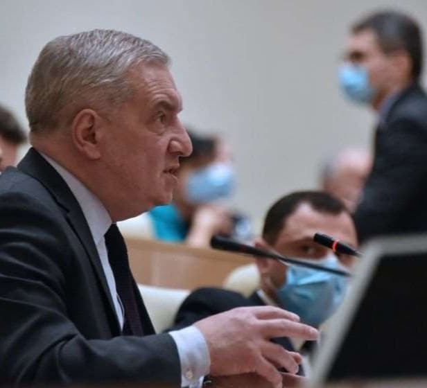 “ოპოზიციის საფიქრალია, როგორ გამოძვრნენ იმ ზეწოლიდან, რასაც საერთაშორისო თანამეგობრობა კიდევ უფრო მოუმატებს”