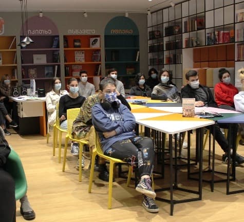 Frontnews image description