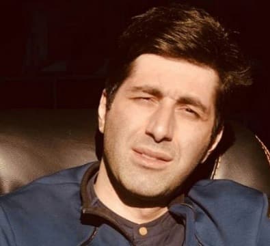 Frontnews image description