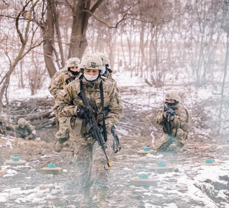 Frontnews image description