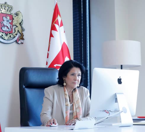 Frontnews image description