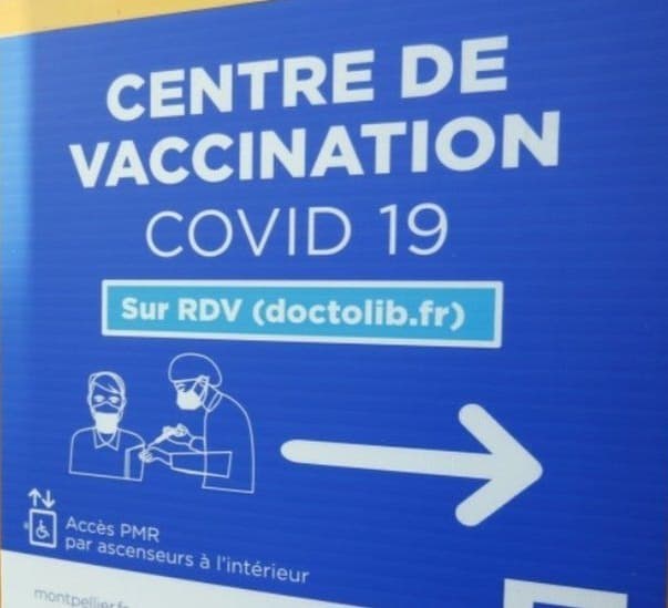 France approves AstraZeneca vaccine for over-65s