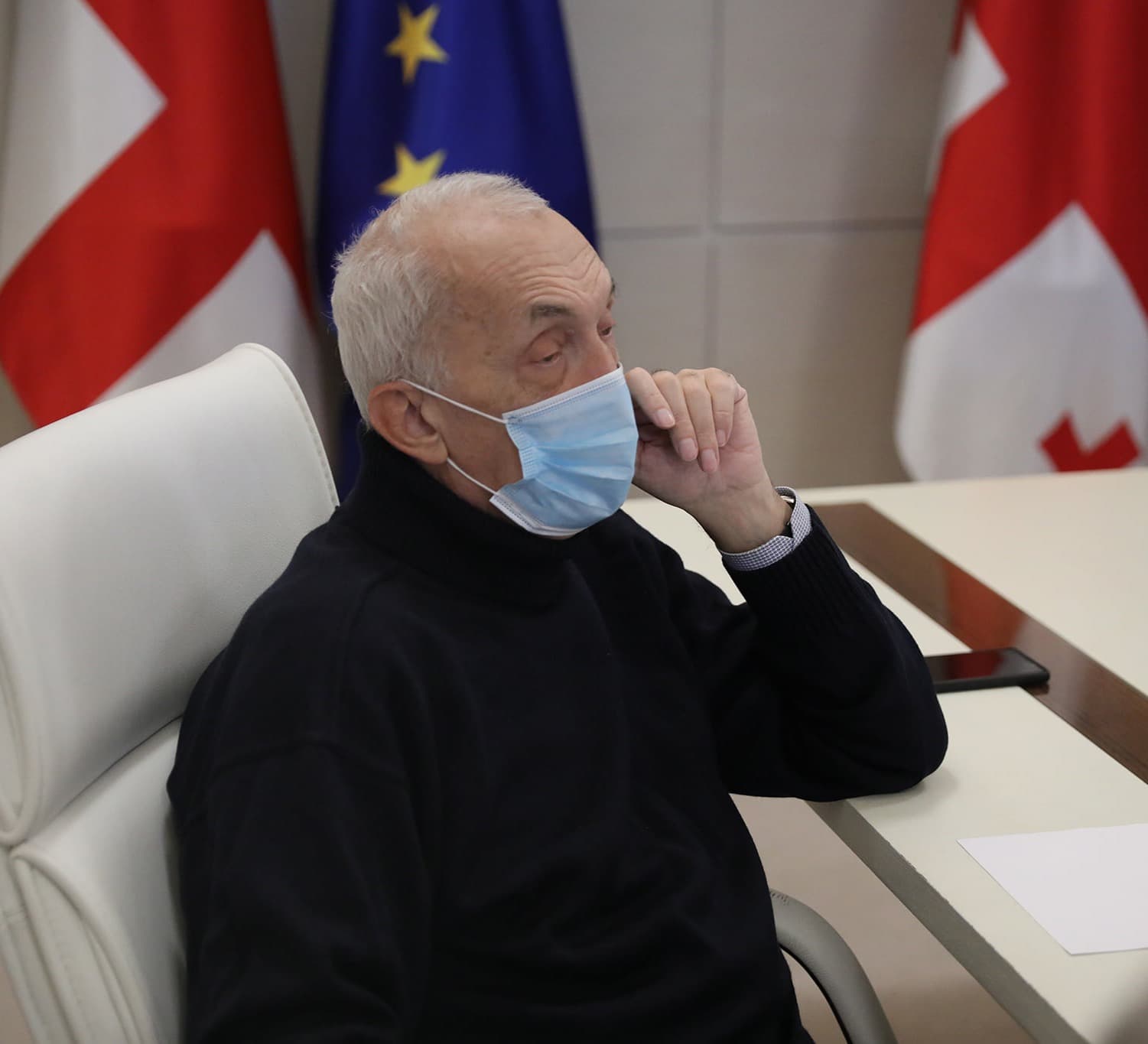 Frontnews image description