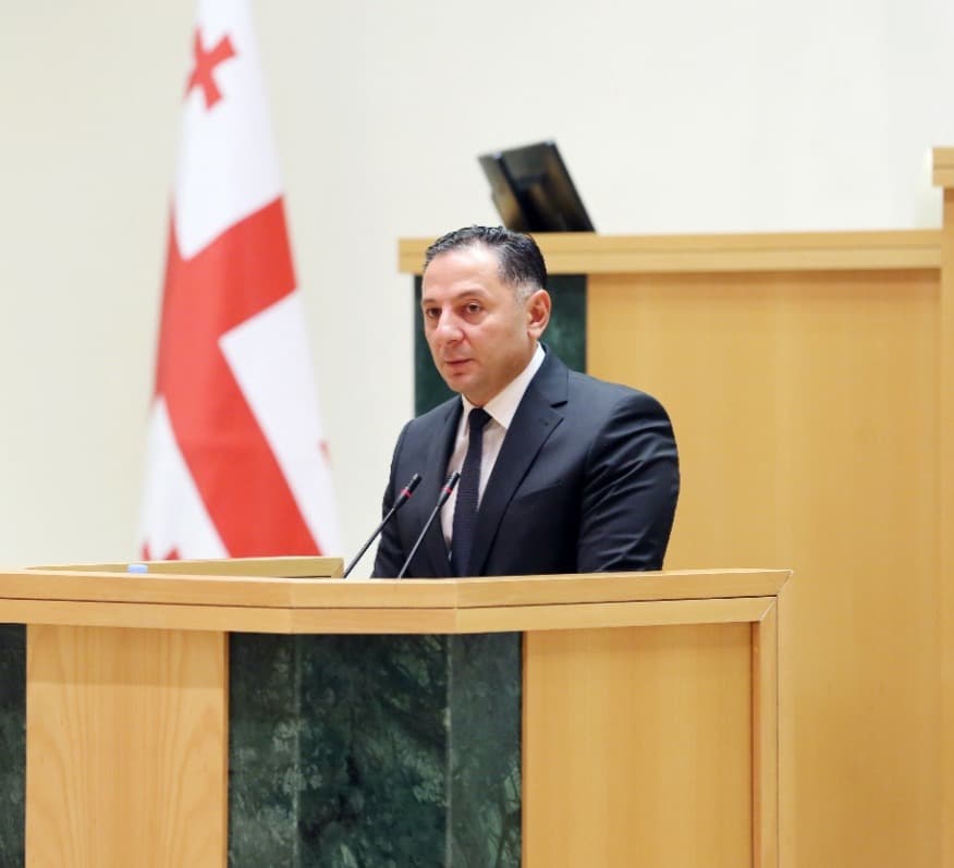 “ქვეყნის მასშტაბით არსებული დროებითი მოთავსების იზოლატორებში სამედიცინო პუნქტების მოწყობა გაგრძელდება”