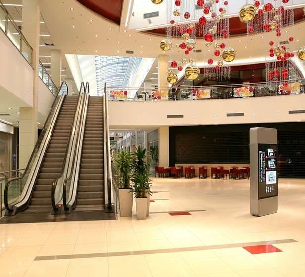 სავაჭრო მოლები და ბაზრობები დღეიდან შაბათ-კვირის ჩათვლით იმუშავებენ