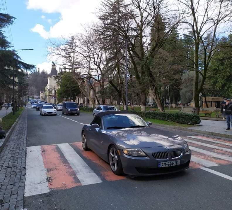 Frontnews image description