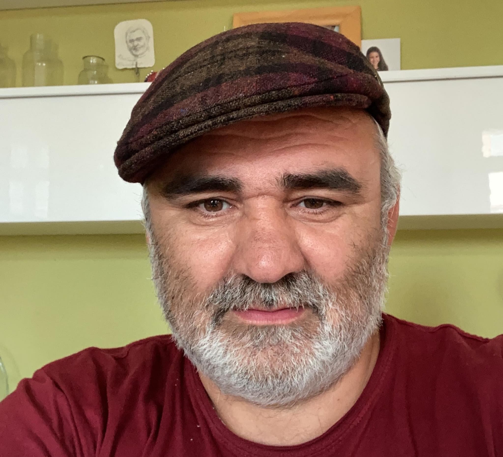 Frontnews image description