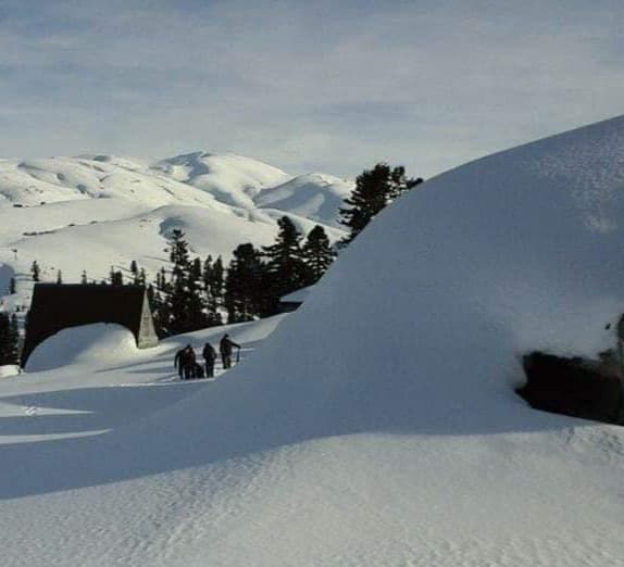 გომის მთაზე 8 საათზე მეტია, სამ ადამიანს ეძებენ