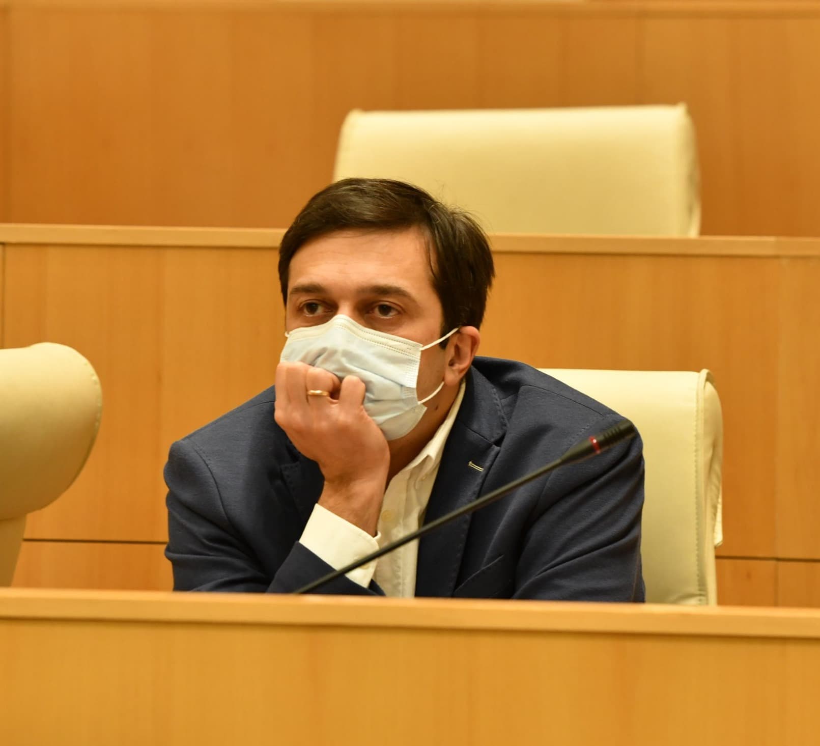 Frontnews image description