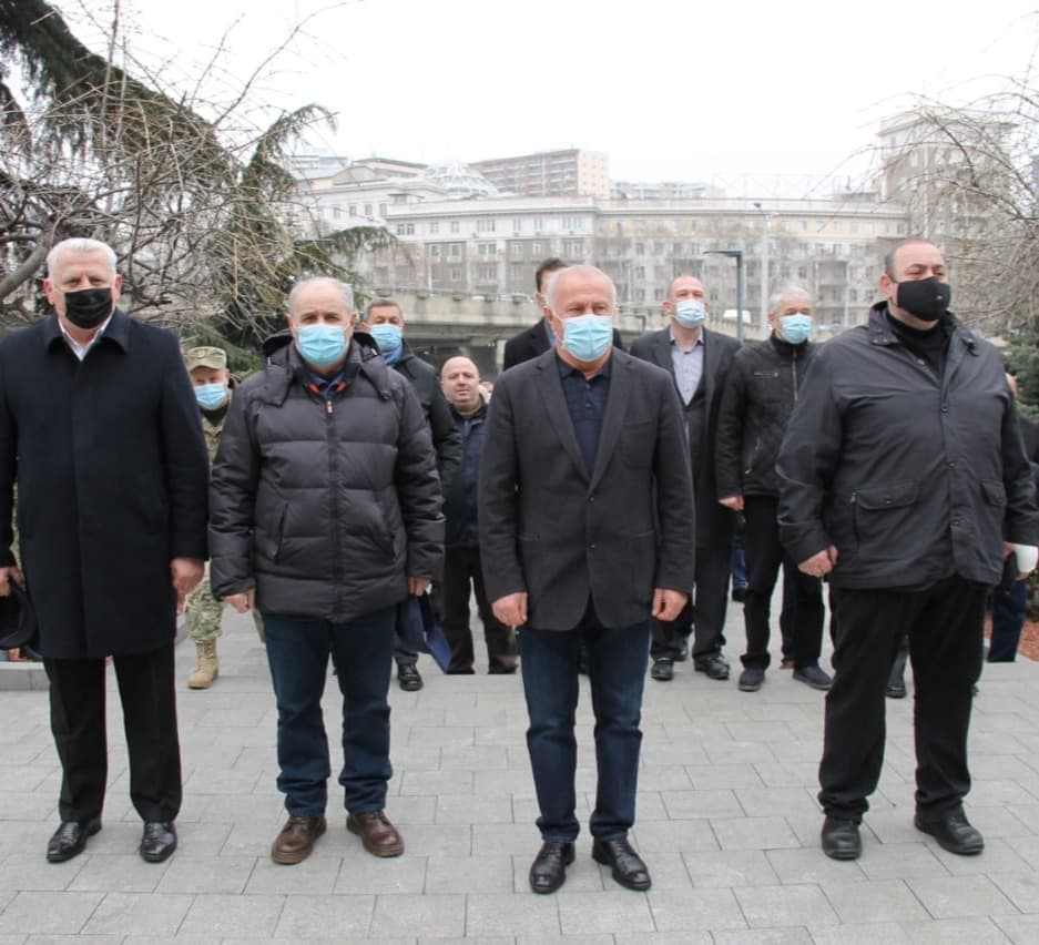 Frontnews image description