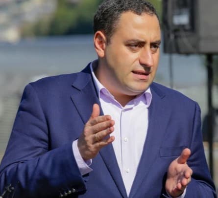 Frontnews image description