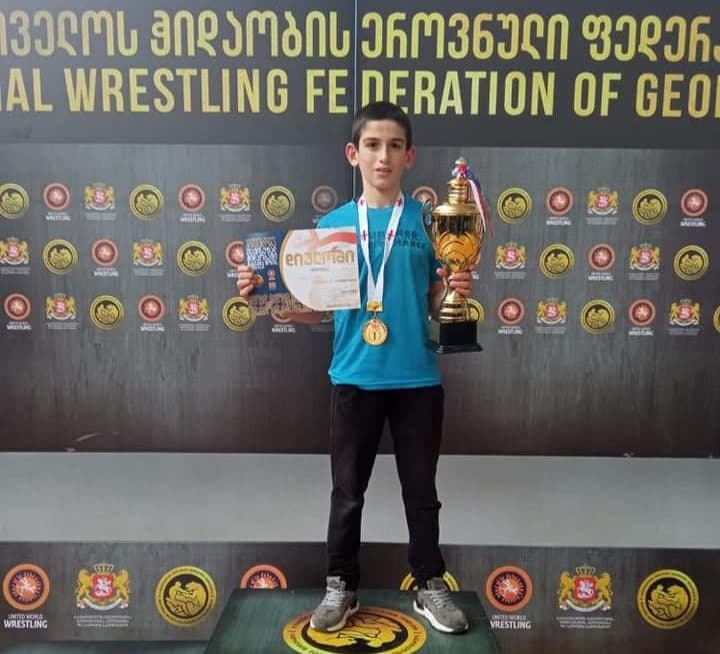 Frontnews image description