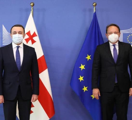 Frontnews image description