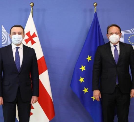 Frontnews image description