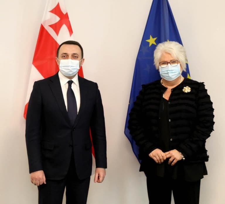 Frontnews image description