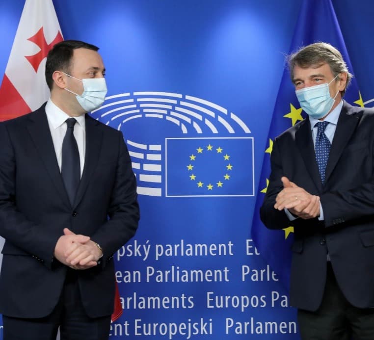 Frontnews image description