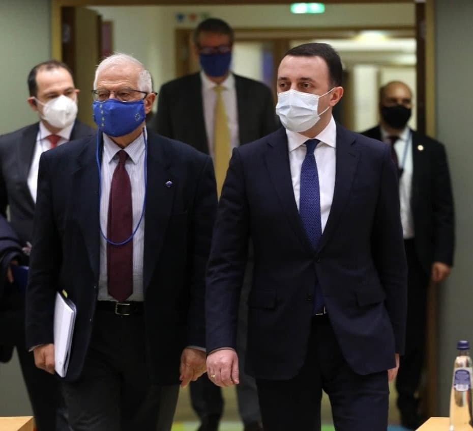 “მე მჯერა იმ სახელმწიფოებრივად მოაზროვნე ოპოზიციონერების, რომლებიც მიიღებენ გაბედულ ნაბიჯს და შეუერთდებიან პარლამენტს”