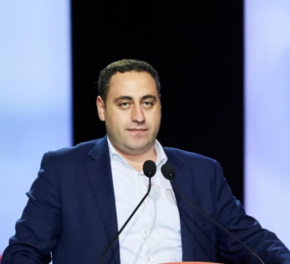 Frontnews image description