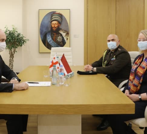 Frontnews image description