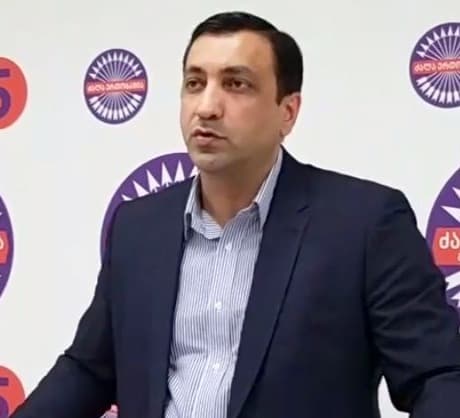 “გიორგი გახარია არის „ქართული ოცნების“ გეგმა “ბე“ და მისი მესამე ძალად წარმოჩენა უადგილოა”