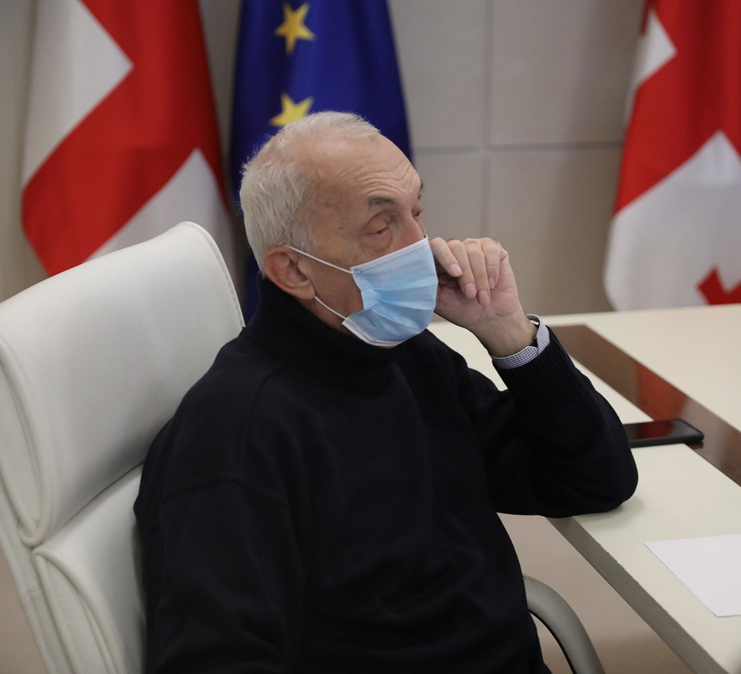 Frontnews image description