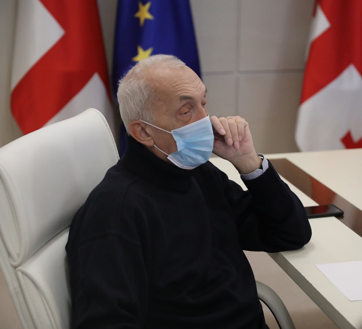 Frontnews image description