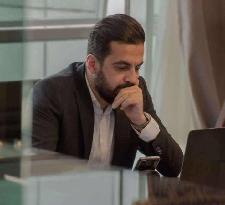 Frontnews image description