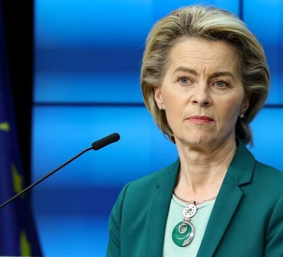 EU stops short of vaccine export ban