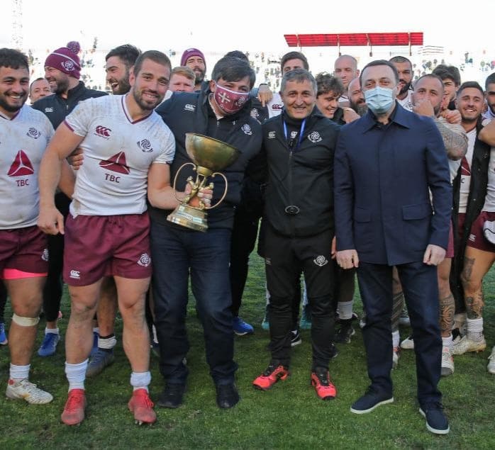 ირაკლი ღარიბაშვილმა ბორჯღალოსნებს ანთიმოზ ივერიელის თასი გადასცა