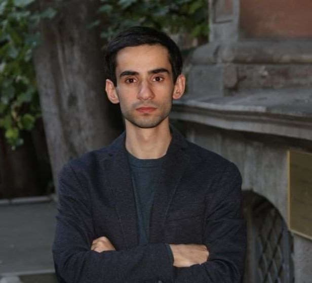 “ხელისუფლებამ უნდა აიღოს რეფორმების გატარების პასუხისმგებლობა, ოპოზიცია კი უნდა შევიდეს პარლამენტში”