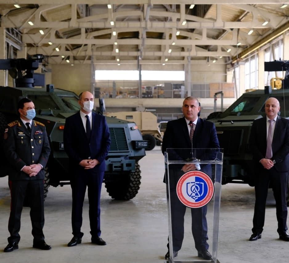 თავდაცვის მინისტრმა თანამშრომლებს „დელტას“ ახალი ხელმძღვანელი წარუდგინა