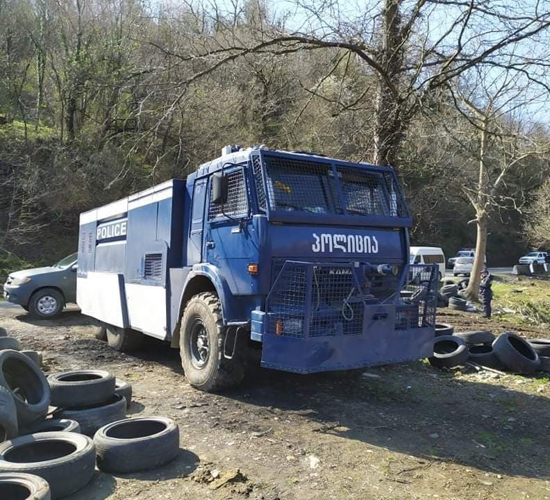 რიონის ხეობაში წყლის ჭავლის მანქანა შეიყვანეს