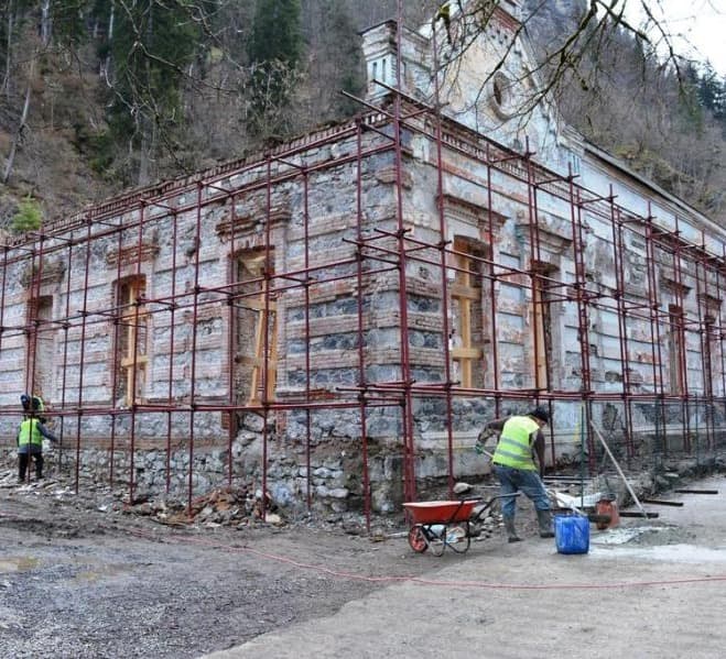 Frontnews image description